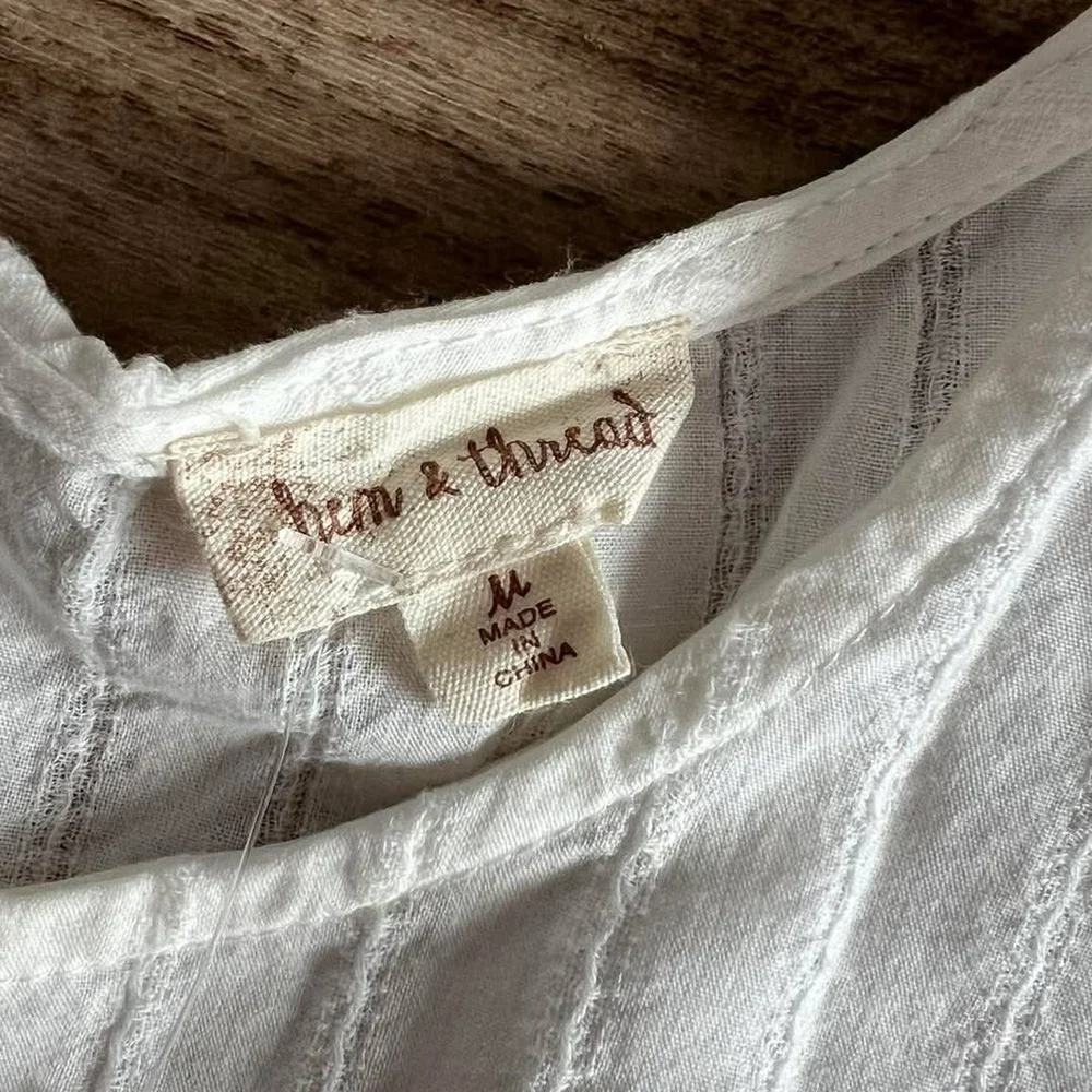 Hem & Thread Cream Ruffle Sleeve Casual Top - Picture 3 of 3